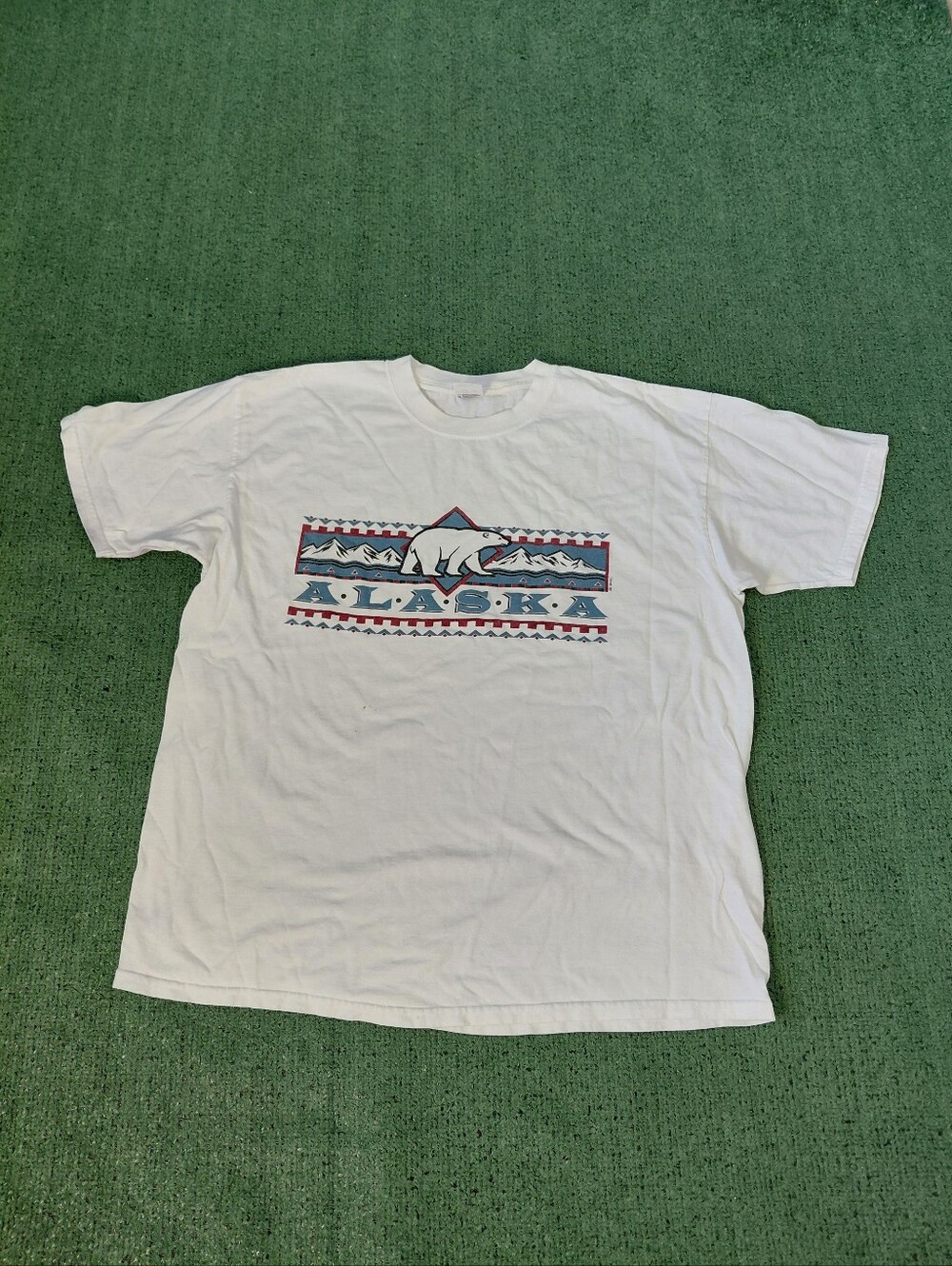 VINTAGE 2001 Alaska Polar Bear Mountain Landscape Y2K White T Shirt Sz XL